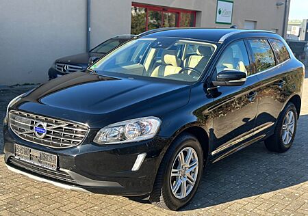 Volvo XC 60 XC60 2,4 Summum AWD *Automatik*SHZ*Abstand