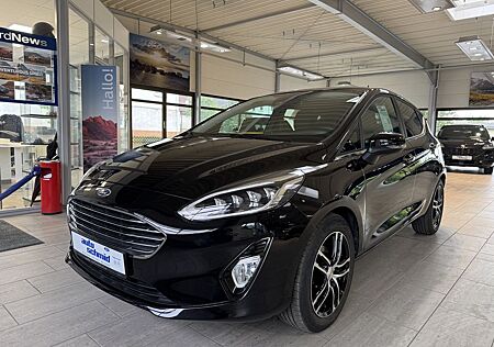 Ford Fiesta Titanium + LED + Winter-Paket