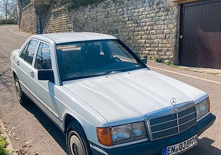 Mercedes-Benz 190