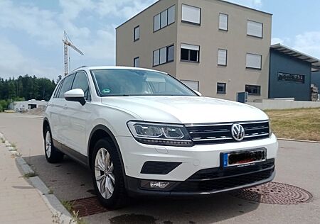 VW Tiguan Volkswagen 2.0 TSI OPF 140kW DSG 4MOT Comfortlin...
