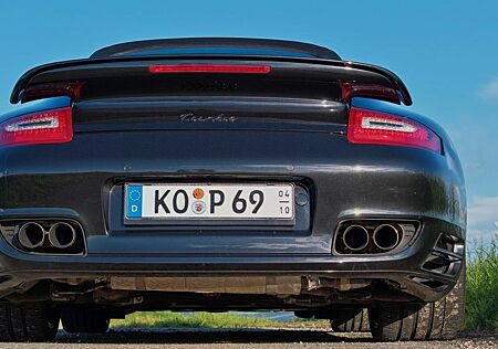Porsche 997 Turbo Cab 24tkm 189t € Neupreis