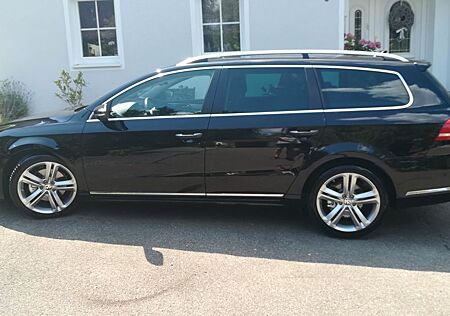 VW Passat Variant Volkswagen 2.0 TDI DSG 130kW R-Line BMT ...