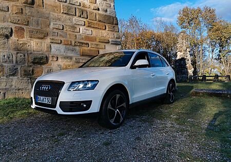 Audi Q5 2.0 TFSI S tronic quattro -