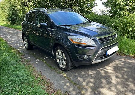 Ford Kuga 2,0 TDCi 2x4 Titanium TÜV NEU