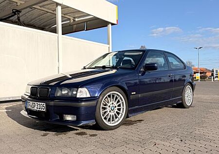 BMW 316i Compact -