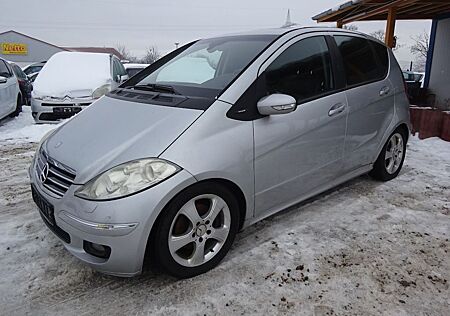 Mercedes-Benz A 200 AVANTGARDE
