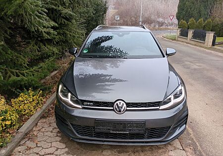 VW Golf Volkswagen 2.0 TDI 135kW SCR DSG GTD Variant GTD