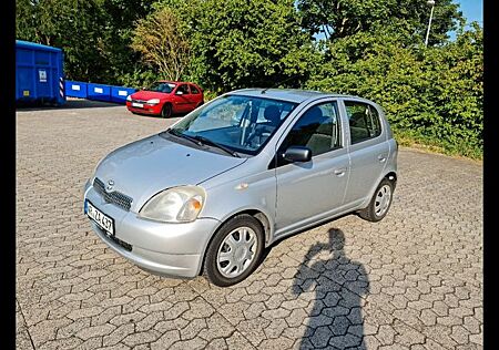 Toyota Yaris 1.3 Linea Sol auto linea sol