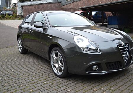 Alfa Romeo Giulietta Turismo*Ti*KLIMA*NAVI*ALU*2L*170ps