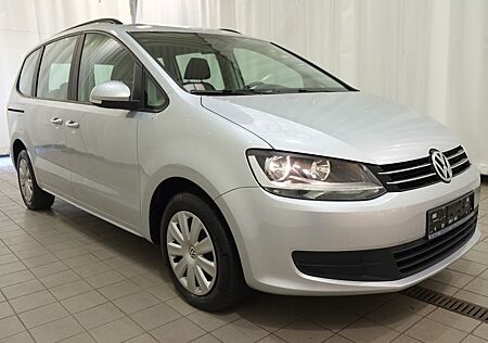 VW Sharan Volkswagen Trendline 2.0TDI Navi Sitzh Temp Tel