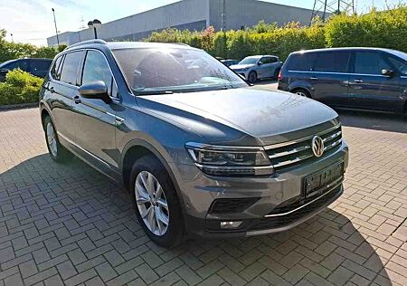 VW Tiguan Allspace Volkswagen Highline 4Motion