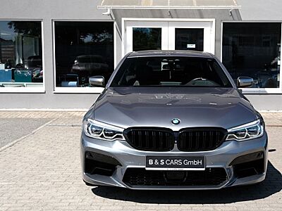 BMW M550i xDrive M.Pak M. Perf M5 Front u. Heck Carb