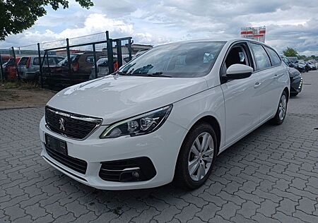 Peugeot 308 BlueHDi/1,5 /Automatik