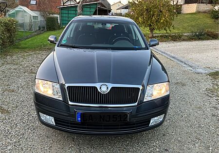 Skoda Octavia Combi 1.6 FSI Elegance Elegance