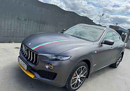 Maserati Levante S 3.0 V6 430HP Grandsport