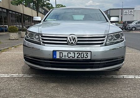 VW Phaeton Volkswagen 3.0 V6 TDI 4MOTION Tiptronic 5-Sitzer -