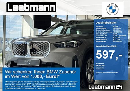 BMW iX1 xDrive30 AHK/18-Zoll-LM/AdaptLED/RFK/KomfZug