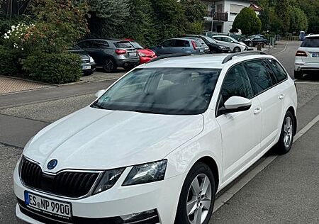 Skoda Octavia 1.6 TDI Ambition Combi Ambition