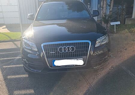 Audi Q5 2.0 TDI S tronic quattro -