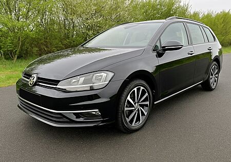 VW Golf Volkswagen 1.0 TSI JOIN Variant Navi,PDC,SH,Touch,OPF