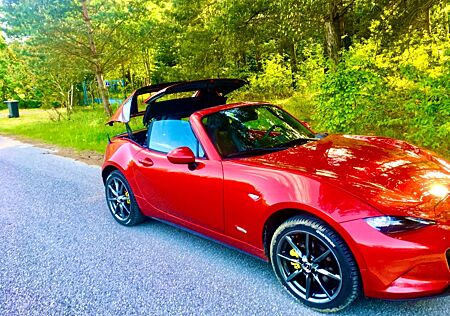 Mazda MX-5 RF 2.0 SKYACTIV-G 160 Sports-Line Sport