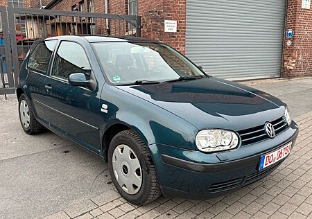 VW Golf Volkswagen 1.4 Klima Basis Weing KM TÜV-NEU