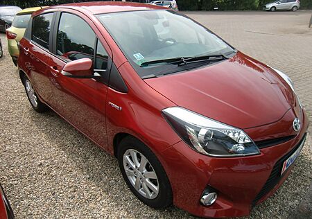 Toyota Yaris Hybrid Edition 2014/Automatik/Tempomat