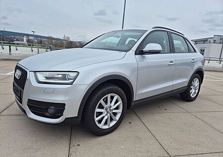 Audi Q3 2.0 TFSI quattro Aus 1-Hand DSG Navi GARANTIE