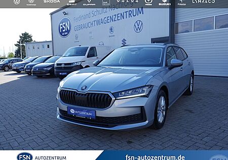 Skoda Superb Combi 2.0 TDI Essence DSG AHK TEMPOMAT SI