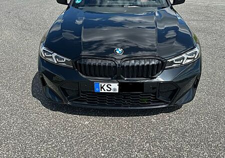 BMW 330i Touring Automatic - Facelift