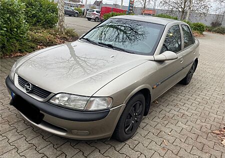 Opel Vectra -B,TÜV/AU bis 10/2027