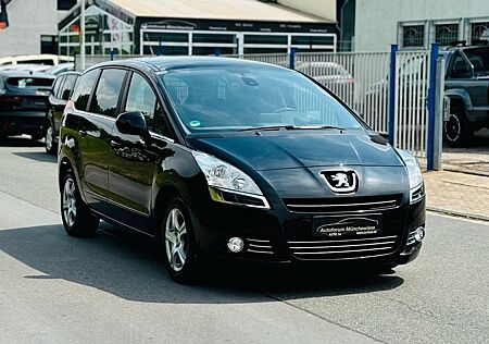 Peugeot 5008 Family 1,6 HDi *1.HD*PANORAMA*NAVI*HUD*PDC*