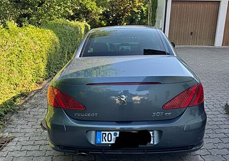 Peugeot 307 CC Tendance 140 Tendance Cabrio
