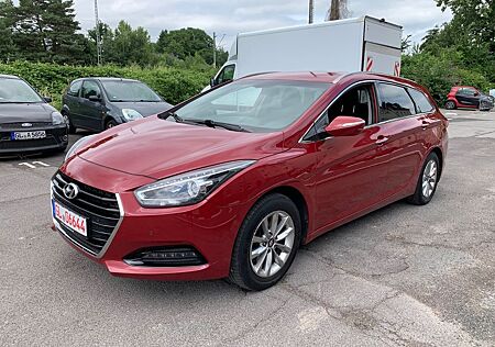 Hyundai i40 cw Navi Kamera Sitzheizung