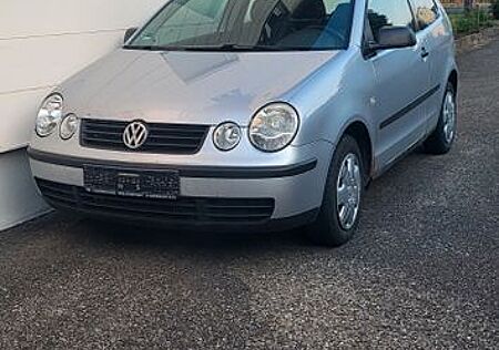 VW Polo Volkswagen 1.2 Basis / Winterauto TÜV 11/2025