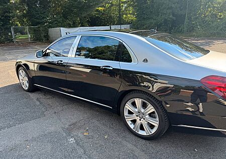 Mercedes-Benz 500 Maybach Check Heft