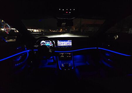 Mercedes-Benz E 200 d T Facelift/Burmester/AHK/Scheckheft