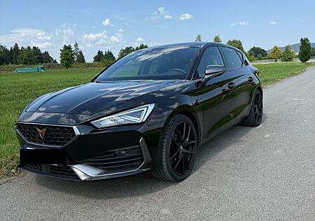Cupra Leon 1.4 e-HYBRID 180kW DSG -