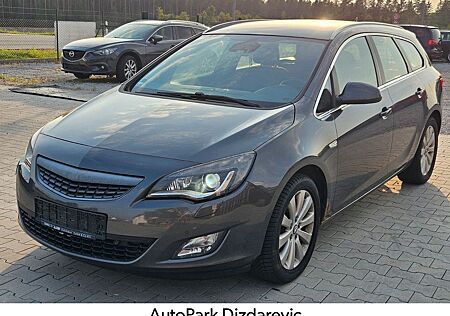 Opel Astra J Sports Tourer Innovation