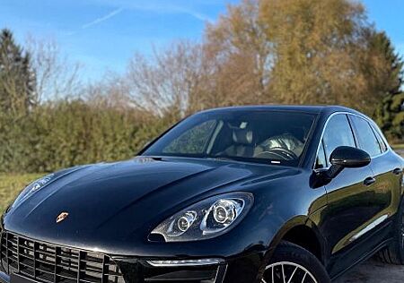 Porsche Macan S