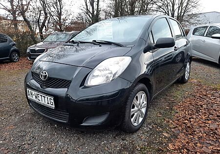 Toyota Yaris Cool // 1.Hand // Klima // Winterräder