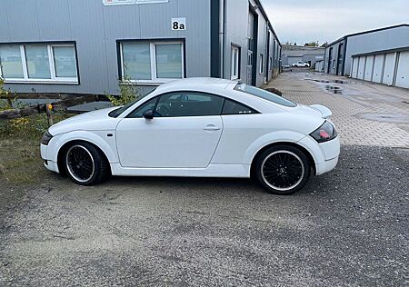 Audi TT Coupe 1.8T 132 kW - 109T km