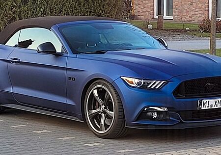 Ford Mustang 5.0 Ti-VCT V8 GT 475 PS erst 15.900km !!