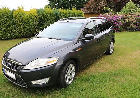 Ford Mondeo 2,0 Turnier / Climatronic / AHK