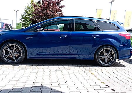 Ford Focus 1,5 EcoBoost 134kW ST-Line Turnier ST-Line