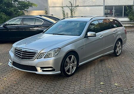 Mercedes-Benz E 200 T CGI BE 7G-Tronic AMG-Paket / AHK