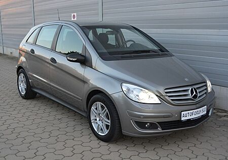 Mercedes-Benz B 200 B -Klasse Automatik Xenon Navi 8xALU