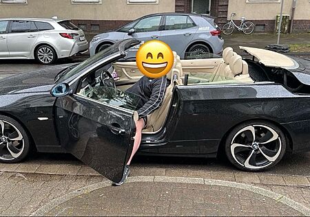 BMW 320i Cabrio -