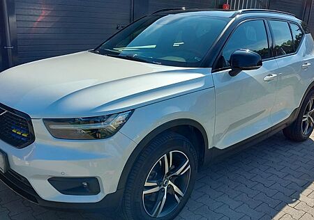Volvo XC 40 XC40 T4 AWD R Design 2018 63,000KMS