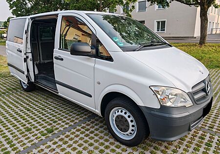 Mercedes-Benz Vito Weiß TüvAsu 03/2026 Servo ZV EFH 6 Sitze...